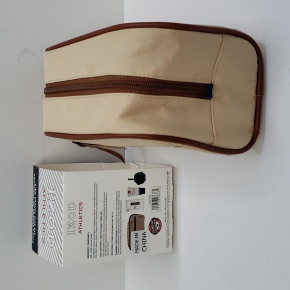 IZOD TRAVE TOILETRY BAG, INCLUDES BODY WASH, WET NAPKINS, BODY SCRUB - Picture 6 of 9